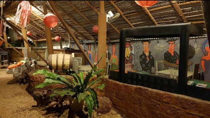 Lanka Bangla Inn Villas Restaurant & Travels Katunayaka Ngoại thất bức ảnh